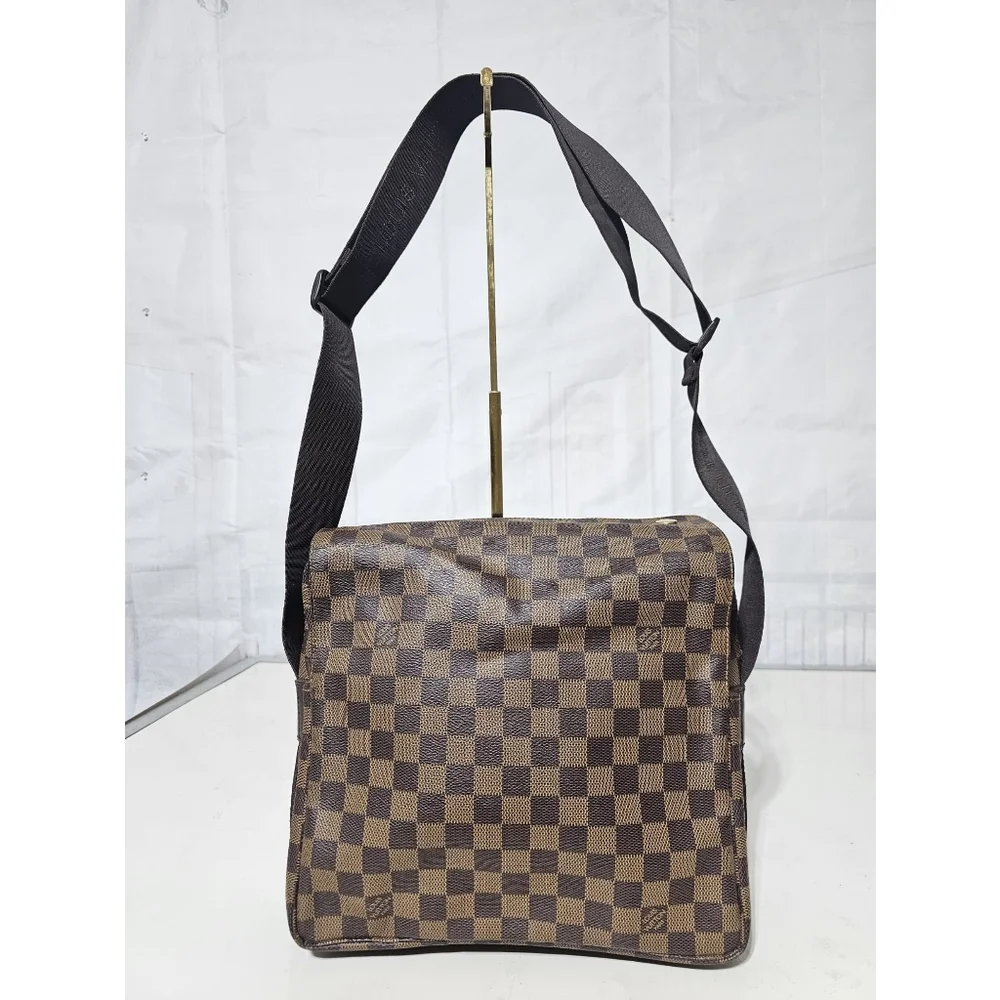 LOUIS VUITTON Damier Ebene Naviglio Messenger Bag